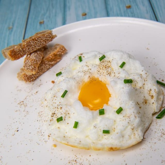 S- Eggs.